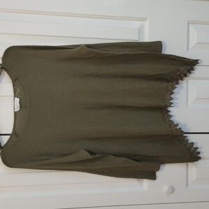 Cloud Chaser olive green top size 3X fringe detail at bottom long sleeve